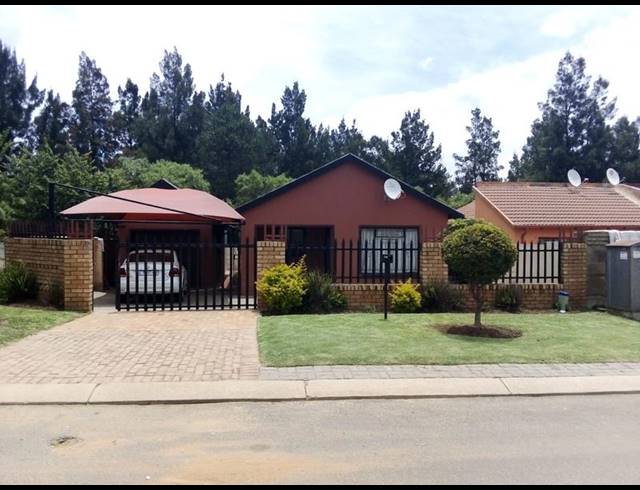 3 BEDROOM HOUSE FOR SALE IN BIRCH ACRES